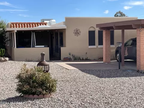140 N Camino De Suerte, Green Valley, AZ 85614