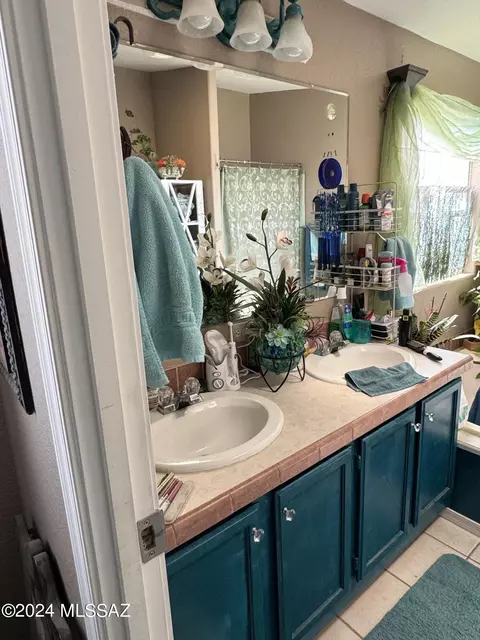 4460 Empty Wash Ln, Tucson, AZ 85739