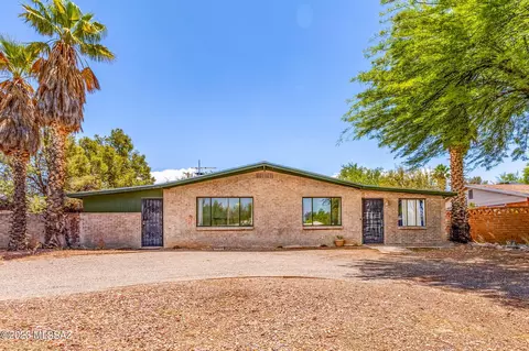 2132 E Monte Vista Dr, Tucson, AZ 85719