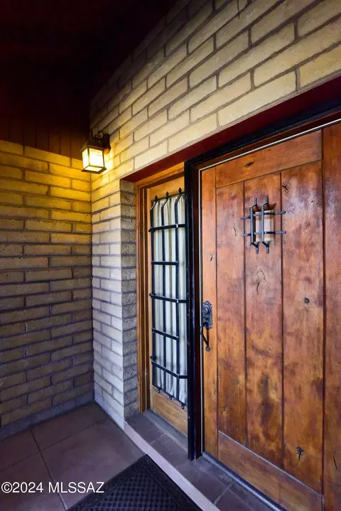Entry Way - 1939 W Camino Toro Bronco, Vail, AZ 85641 photo 1 of 3