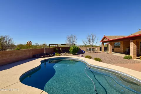 Exterior - 1939 W Camino Toro Bronco, Vail, AZ 85641 photo 9 of 22