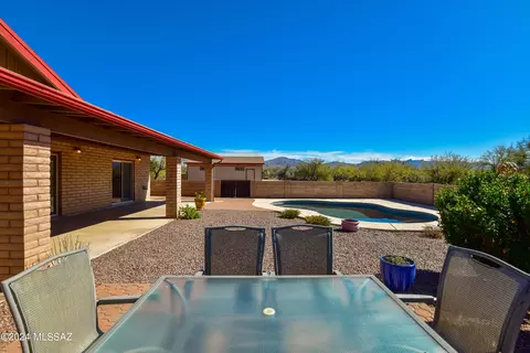 Exterior - 1939 W Camino Toro Bronco, Vail, AZ 85641 photo 5 of 22