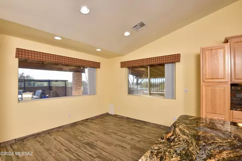 Living - 1939 W Camino Toro Bronco, Vail, AZ 85641 photo 3 of 4