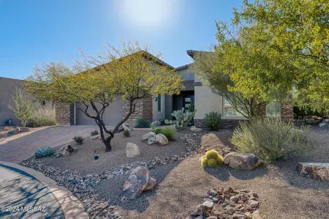 14233 N Hidden Enclave Pl, Oro Valley, AZ 85755