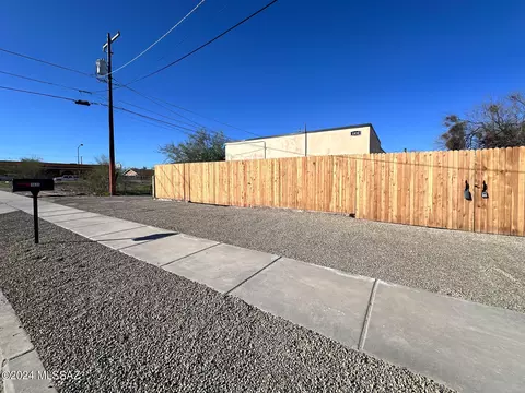 1830 S 9th Ave, Tucson, AZ 85713