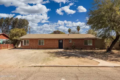 3318 N El Tovar Ave, Tucson, AZ 85705