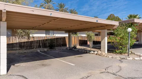 5901 N Oracle Rd Apt 7 Rd, Tucson, AZ 85704