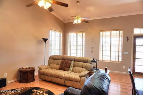 Living - 910 E Cholla Ct, Pearce, AZ 85625 photo 3 of 3
