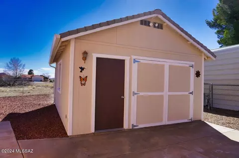 Exterior - 910 E Cholla Ct, Pearce, AZ 85625 photo 11 of 13