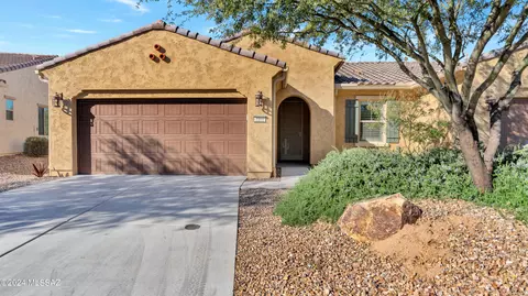 1101 N Echo Ranch Dr, Green Valley, AZ 85614