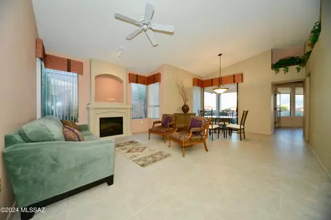 4139 S Constancia Ct, Green Valley, AZ 85622