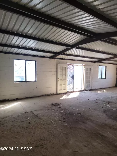 Exterior - 5348 S Highway 186, Willcox, AZ 85643 photo 3 of 6