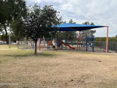 Exterior - 5458 E 8th St, Tucson, AZ 85711 photo 3 of 11