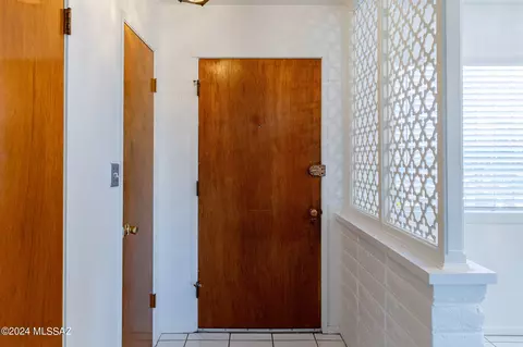 Entry Way - 5458 E 8th St, Tucson, AZ 85711 photo 1 of 1