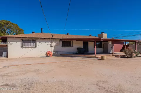 Exterior - 5458 E 8th St, Tucson, AZ 85711 photo 11 of 11