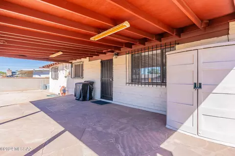 Exterior - 5458 E 8th St, Tucson, AZ 85711 photo 7 of 11