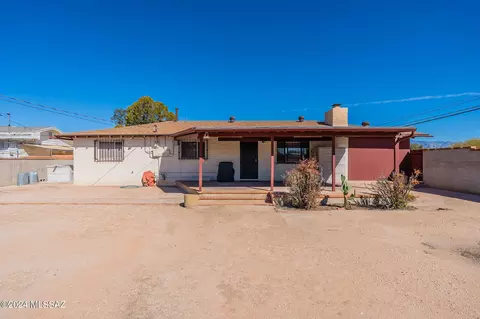 Exterior - 5458 E 8th St, Tucson, AZ 85711 photo 10 of 11