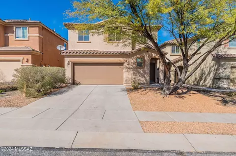 774 W Calle Capotasto, Sahuarita, AZ 85629
