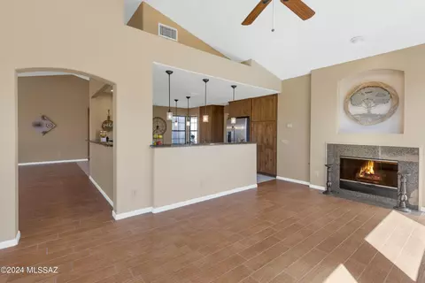 Living - 64503 E Round Robin Ln, Saddlebrooke, AZ 85739 photo 6 of 8