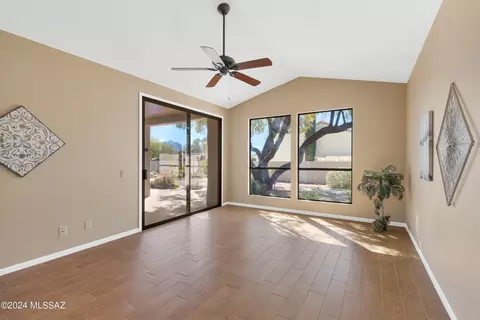 Living - 64503 E Round Robin Ln, Saddlebrooke, AZ 85739 photo 7 of 8