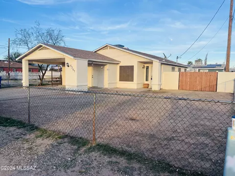 5247 S Missiondale Rd, Tucson, AZ 85706
