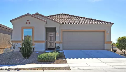 12024 E Becker Dr, Vail, AZ 85641