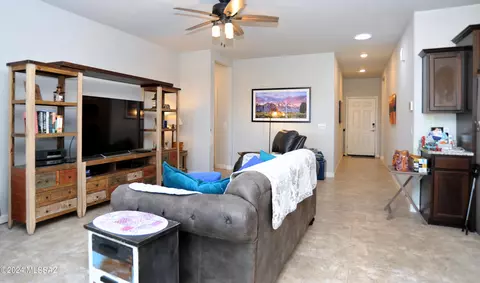 Living - 12024 E Becker Dr, Vail, AZ 85641 photo 2 of 4