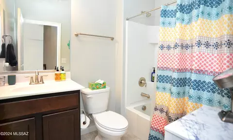 Bath - 12024 E Becker Dr, Vail, AZ 85641 photo 3 of 3