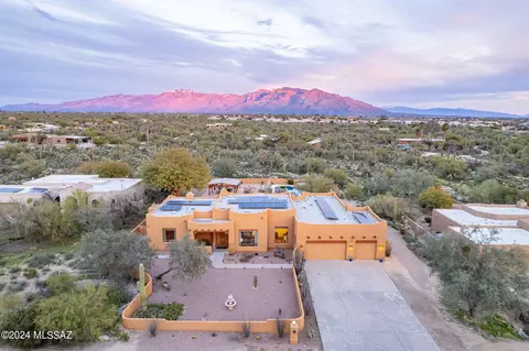 9938 N Sunset Creek Pl, Tucson, AZ 85742