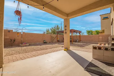Exterior - 8868 E Abrams Loop, Tucson, AZ 85710 photo 9 of 9
