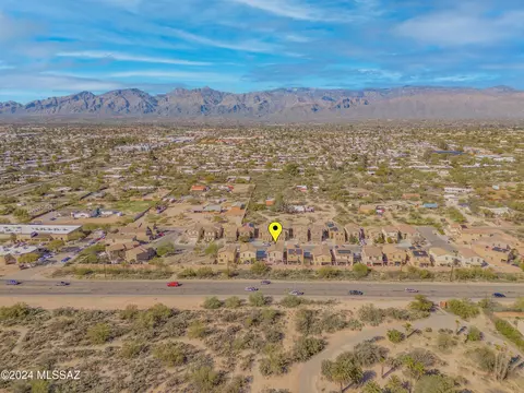 View/Area - 8868 E Abrams Loop, Tucson, AZ 85710 photo 3 of 5