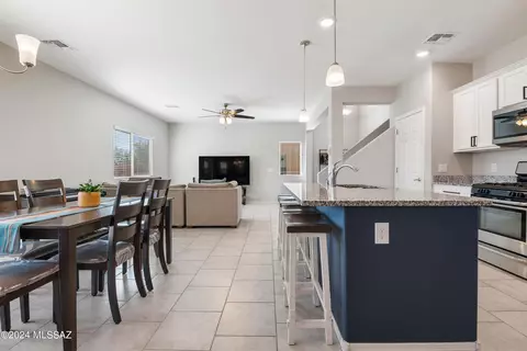 Kitchen - 8868 E Abrams Loop, Tucson, AZ 85710 photo 2 of 5