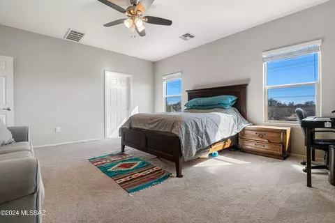 Bedroom - 8868 E Abrams Loop, Tucson, AZ 85710 photo 4 of 6