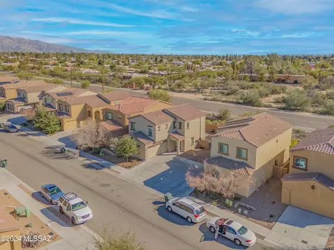 View/Area - 8868 E Abrams Loop, Tucson, AZ 85710 photo 1 of 5