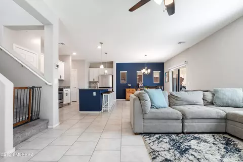 Living - 8868 E Abrams Loop, Tucson, AZ 85710 photo 2 of 3