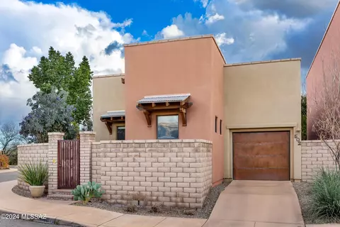 502 E Cedarvale Rd, Tucson, AZ 85704