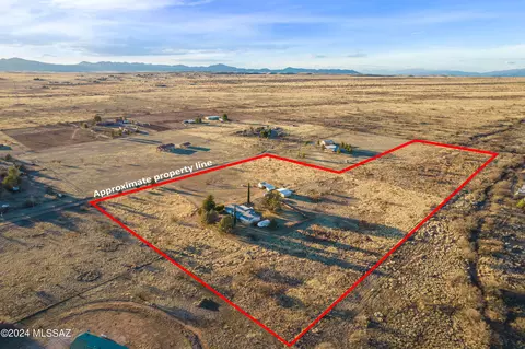 27 Callison Ln, Elgin, AZ 85611