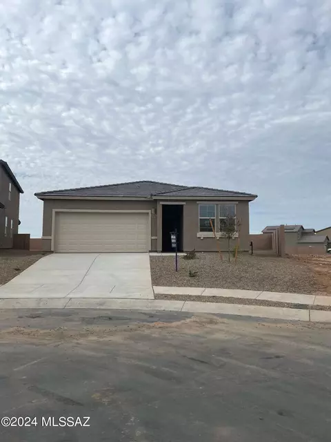 7196 W Star Garden Way, Tucson, AZ 85757