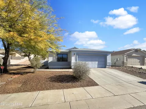 3136 W Alexanderwood Dr, Tucson, AZ 85746