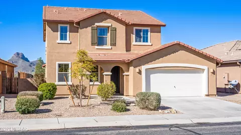 8371 N Douglas Fir Dr, Tucson, AZ 85743