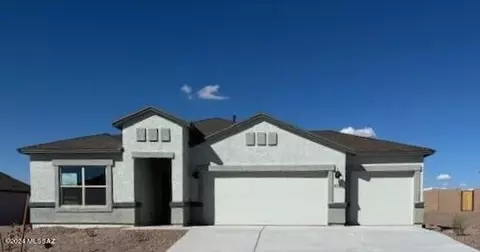 588 W Woodward St, Vail, AZ 85641