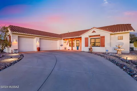 1737 S Sunlit Sand Pl, Tucson, AZ 85748