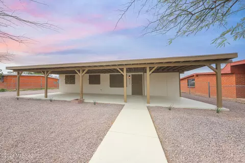 5352 S 6th Ave, Tucson, AZ 85706