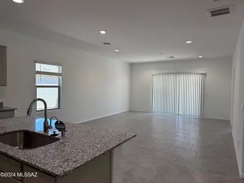 Living - 680 W Wilkinson St, Vail, AZ 85641 photo 2 of 2