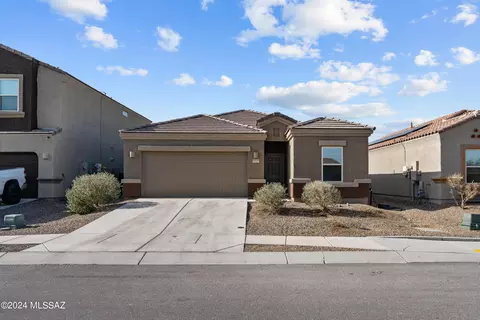 12032 E Becker Dr, Vail, AZ 85641