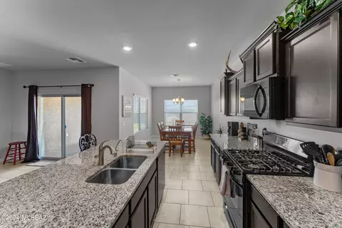 Kitchen - 12032 E Becker Dr, Vail, AZ 85641 photo 4 of 4