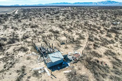 2420 E Kimzey Rd, Willcox, AZ 85643