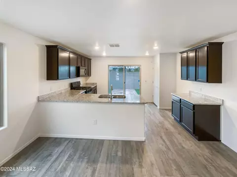 Kitchen - 4101 E Braddock Dr, Tucson, AZ 85706 photo 1 of 3