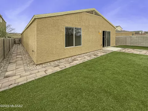 Exterior - 4101 E Braddock Dr, Tucson, AZ 85706 photo 3 of 4