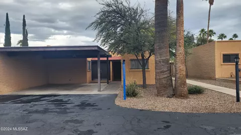7843 E Lester St, Tucson, AZ 85715